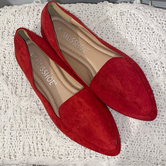 Shoes - Chic Red Suede Women's Loafers